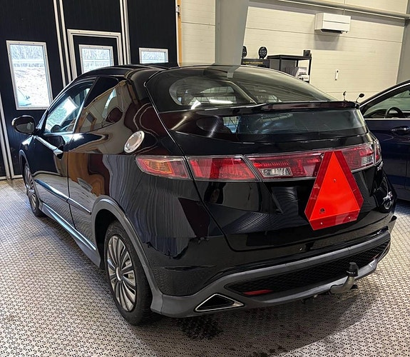 Honda Civic 4 of 5