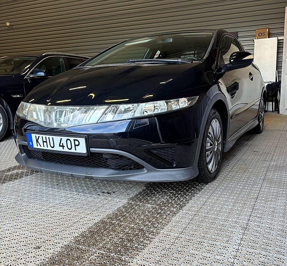 Honda Civic 2 of 5