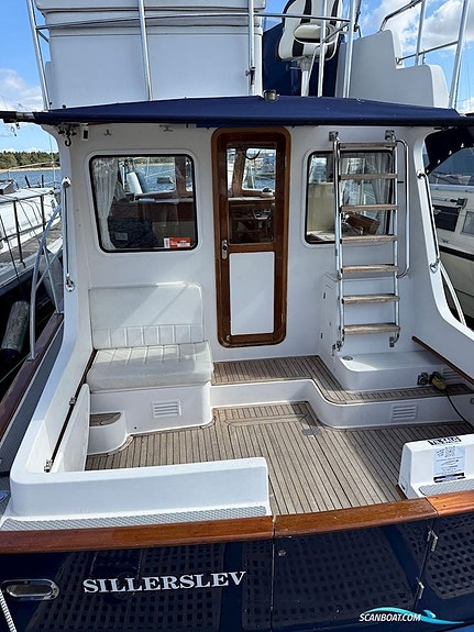 Halvorsen 32 Gourmet Cruiser | 2x Yanmar Yanmar 165 3 of 5