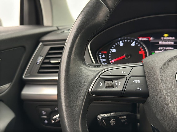 Audi Q5 12 of 25