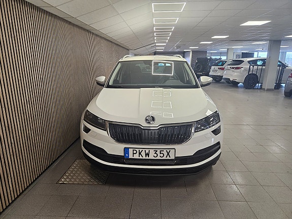 Skoda Karoq 2 of 5