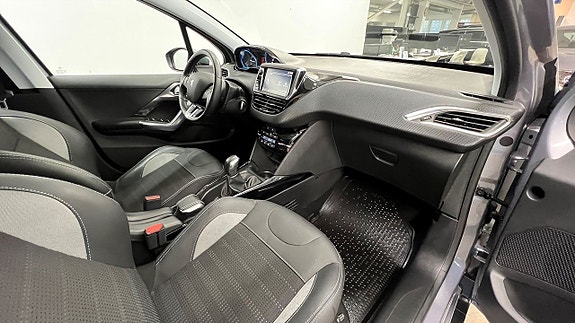Peugeot 2008 17 of 19
