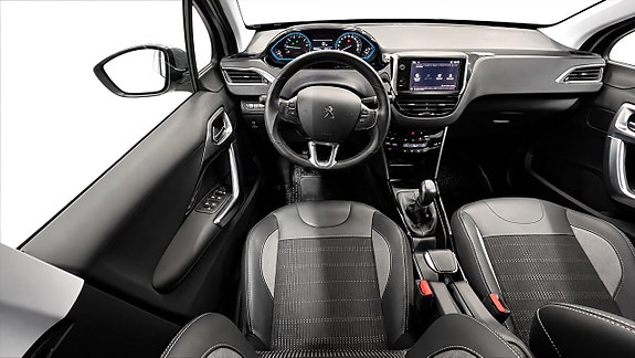 Peugeot 2008 7 of 16