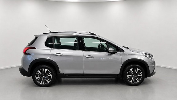 Peugeot 2008 4 of 16