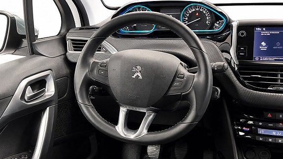Peugeot 2008 8 of 19