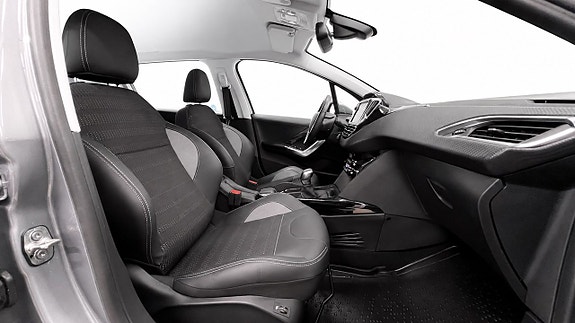 Peugeot 2008 15 of 19