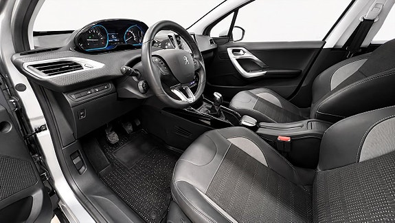 Peugeot 2008 9 of 16