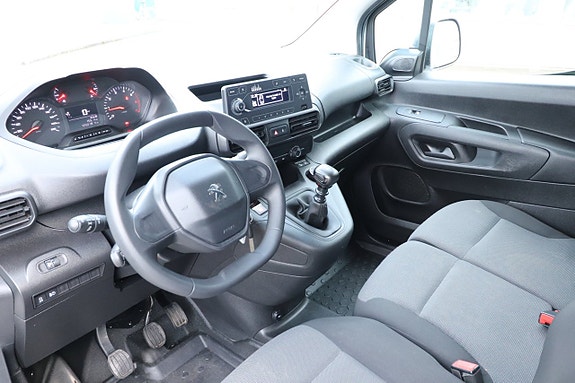 Peugeot Partner 14 of 19