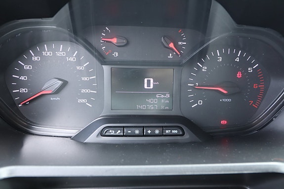 Peugeot Partner 19 of 19
