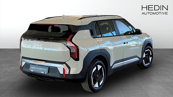 Kia EV3 10 of 11