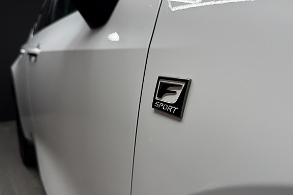 Lexus NX450h+ 15 of 19