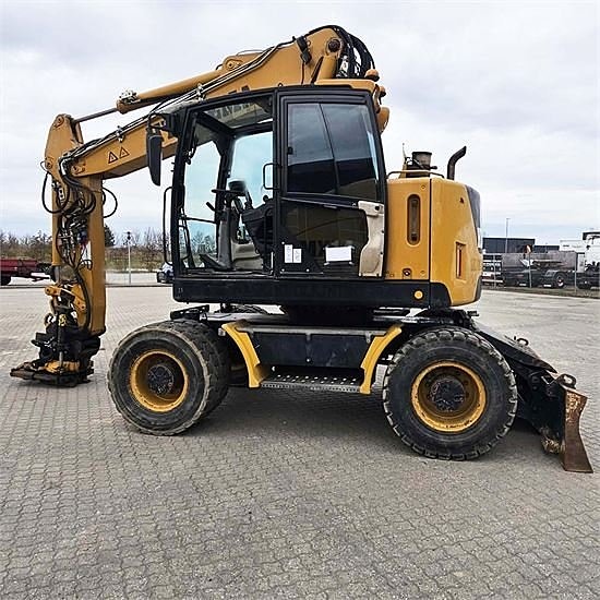 Hydrema MX14 - 16 ton - Engcon Rotortilt 2 of 30