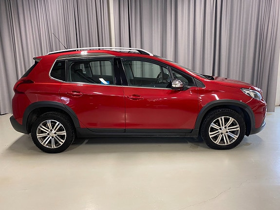 Peugeot 2008 3 of 5