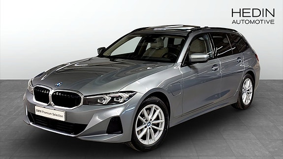 BMW 330e
