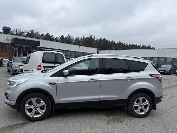 Ford Kuga 4 of 18