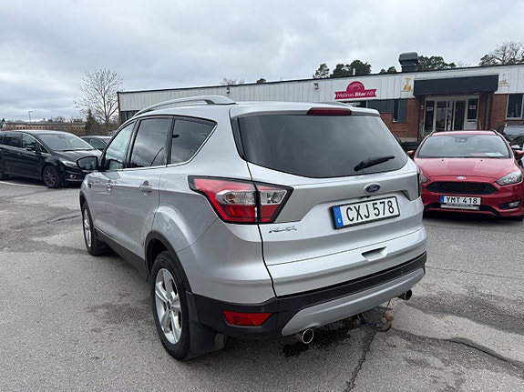 Ford Kuga 5 of 18