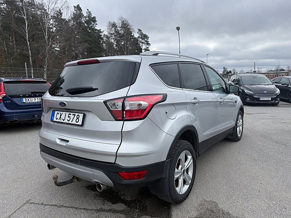 Ford Kuga 6 of 18