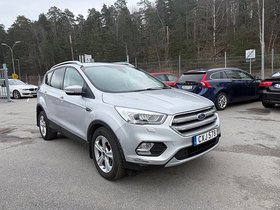 Ford Kuga 2 of 18