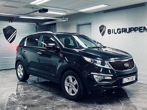 Kia Sportage 2 of 5