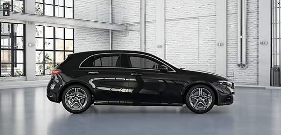 Mercedes-Benz A250 e 2 of 5