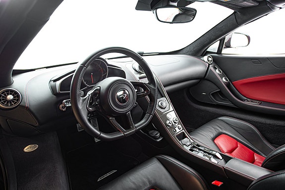 McLaren MP4-12C 15 of 30