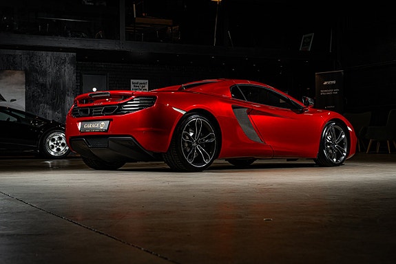McLaren MP4-12C 8 of 30