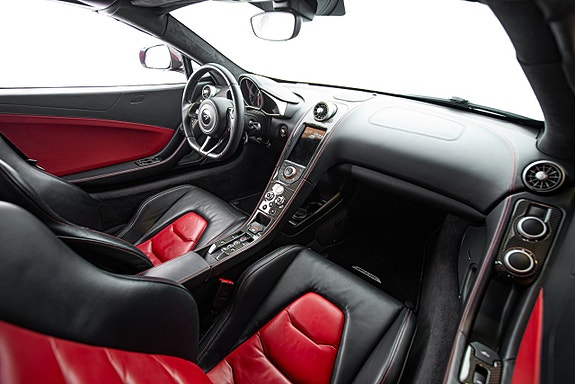 McLaren MP4-12C 18 of 30
