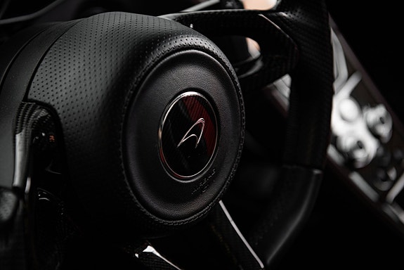 McLaren MP4-12C 22 of 30
