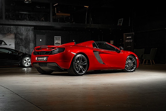 McLaren MP4-12C 7 of 30