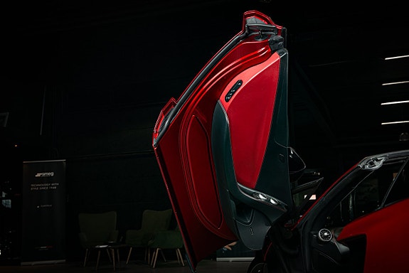 McLaren MP4-12C 14 of 30