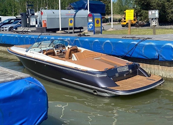 Chris-Craft Corsair 25