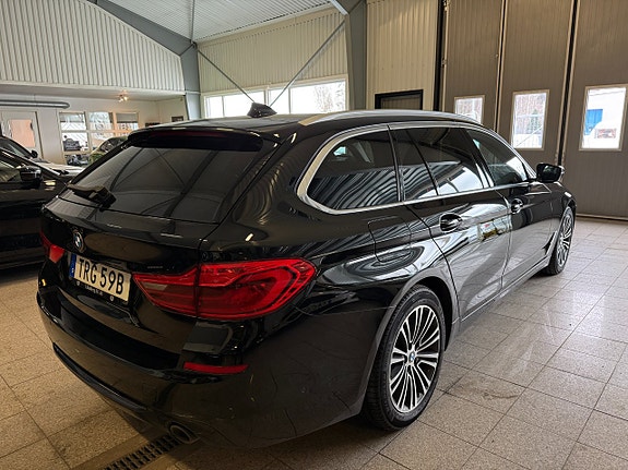 BMW 520 5 of 5