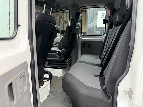 Volkswagen Crafter 8 of 17