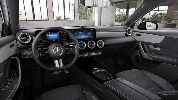 Mercedes-Benz A250 e 9 of 16