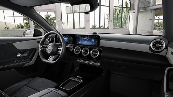 Mercedes-Benz A250 e 15 of 16