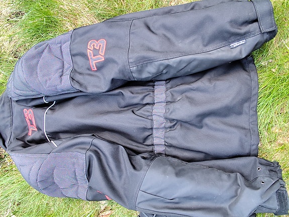 Product image 18 of 26