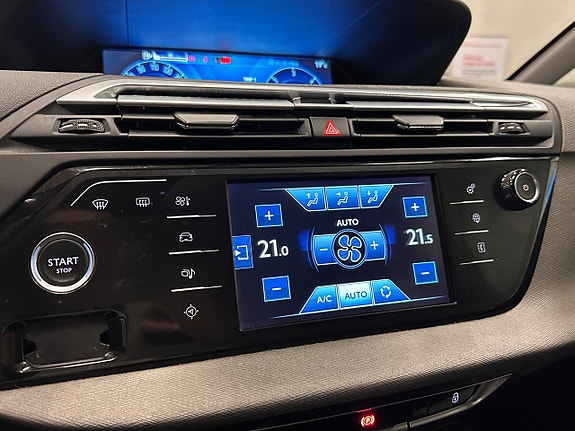 Citroen Grand C4 Picasso 19 of 24