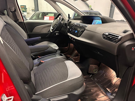 Citroen Grand C4 Picasso 9 of 24