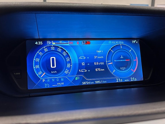 Citroen Grand C4 Picasso 18 of 24