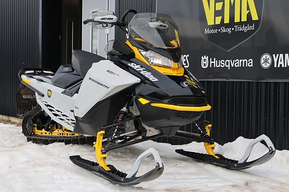 Ski-Doo BACKCOUNTRY 600 R 146" MOMSAD -23 2 of 10