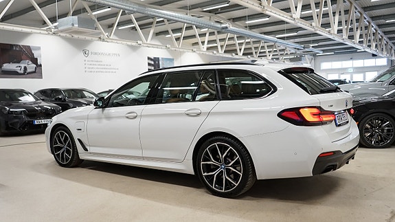 BMW 530e 5 of 5