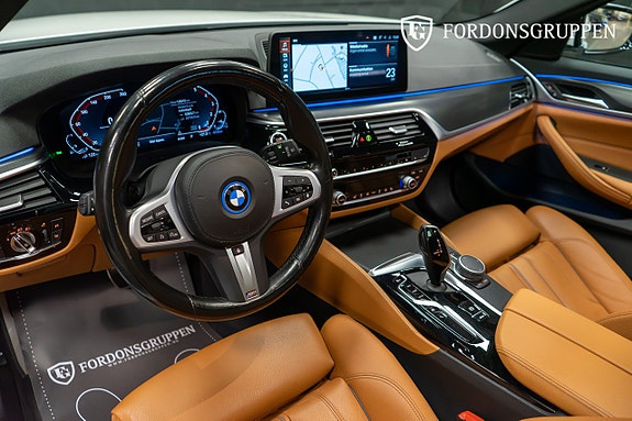 BMW 530e 15 of 26
