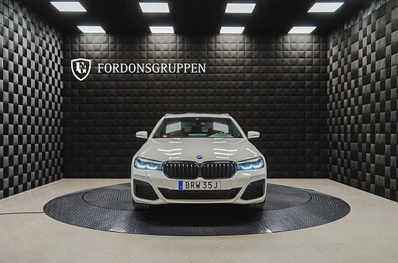 BMW 530e 10 of 26