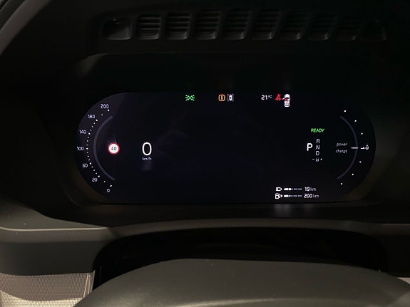 Volvo XC90 11 of 18