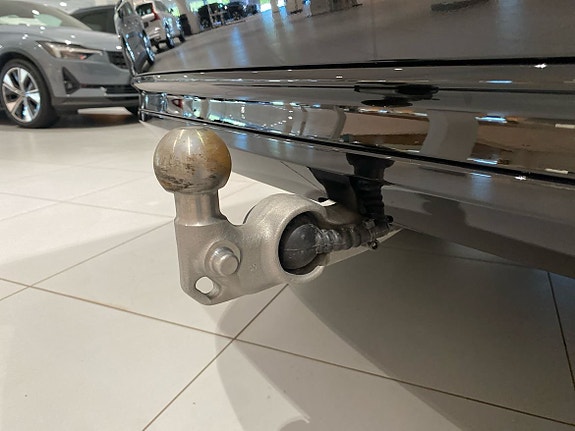 Volvo XC90 14 of 18