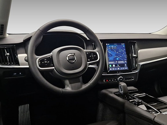 Volvo V90 6 of 17
