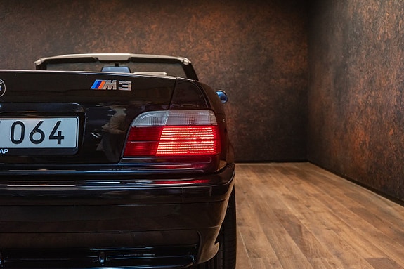 BMW M3 10 of 30