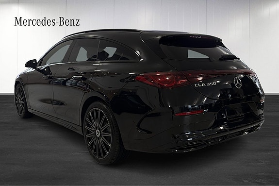 Mercedes-Benz CLA350 4 of 5