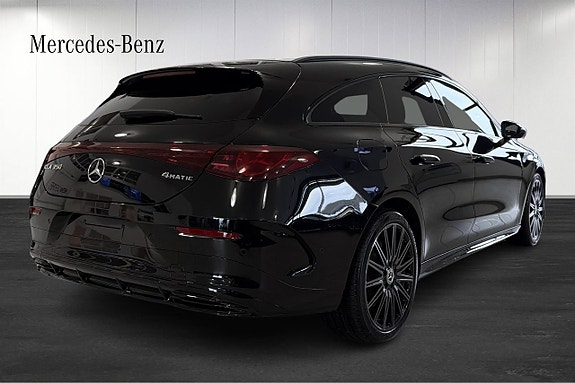 Mercedes-Benz CLA350 2 of 5