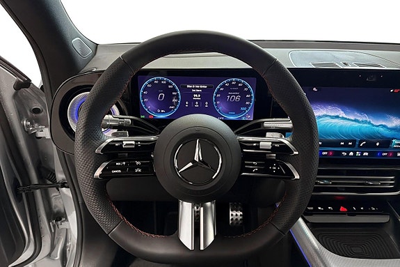 Mercedes-Benz GLB250 10 of 13